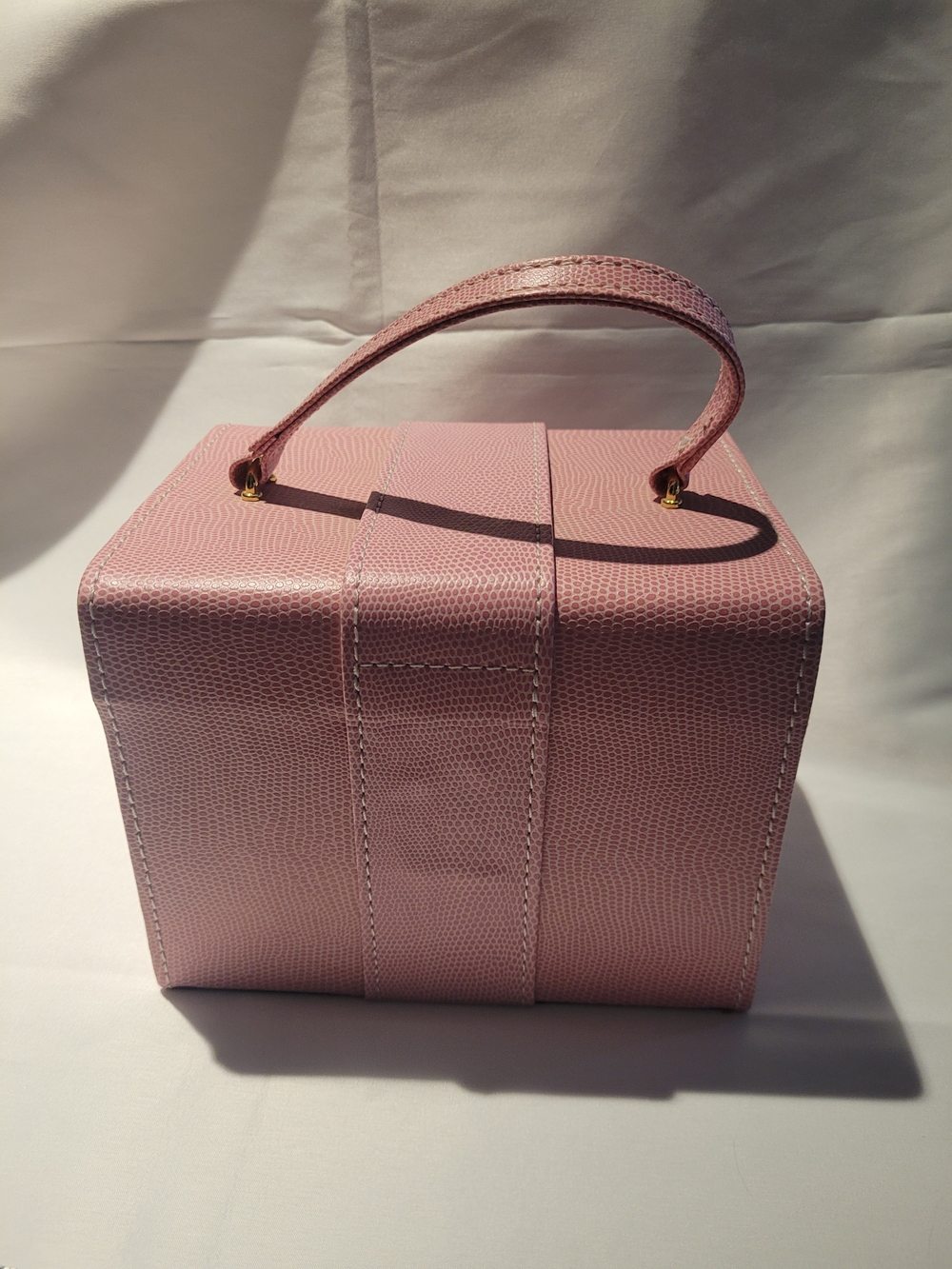 Structured Pink Top-Handle Jewelry Case - Picture 3 of 10